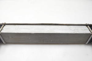 Opel Astra K (2015–2021) Vahejahuti radiaator ja selle osad 39109103 - 3