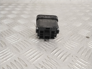 Mercedes Benz EQE X294 (2022–2026) Stāvbremzes slēdzis A2239057606 - 3