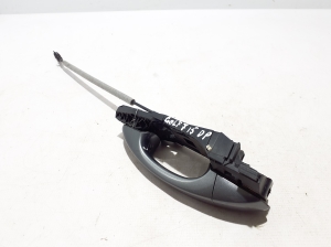 Volkswagen Golf VII (2012–2026) Front door external opening handle and its details - 3