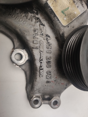 Mercedes Benz CL-Class C216 (2006–2014) Veepump A1562000601 - 5