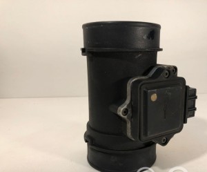 Opel Vectra C (2002–2008) Mass air flow sensor 90411957 - 2