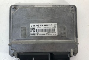 Calculateur moteur - 03E906023Q