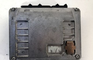 Skoda Fabia MK 2 (2007–2014) Engine control unit 03E906023Q - 3