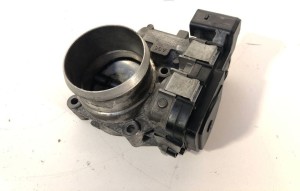 Volkswagen Golf V (2003–2009) Drosselklappe 03C133062D - 3