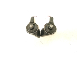 AUDI A5 (2007–2016) Horn 8T0951223 - 2