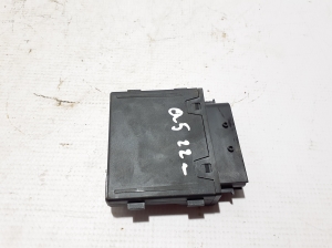 AUDI Q5 (2017–2026) Fuel pump control module 80A906093D - 3