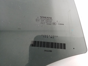 VOLVO XC40 (2017–2026) Aizmugurējo sānu durvju stikls 31442380 - 2