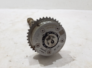 AUDI Q5 (2017–2026) Camshaft 06M109102EP - 2
