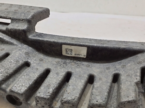 BMW 5 SERIES G30 (2016–2026) Priekšējā bampera absorbētājs 8098671 - 2