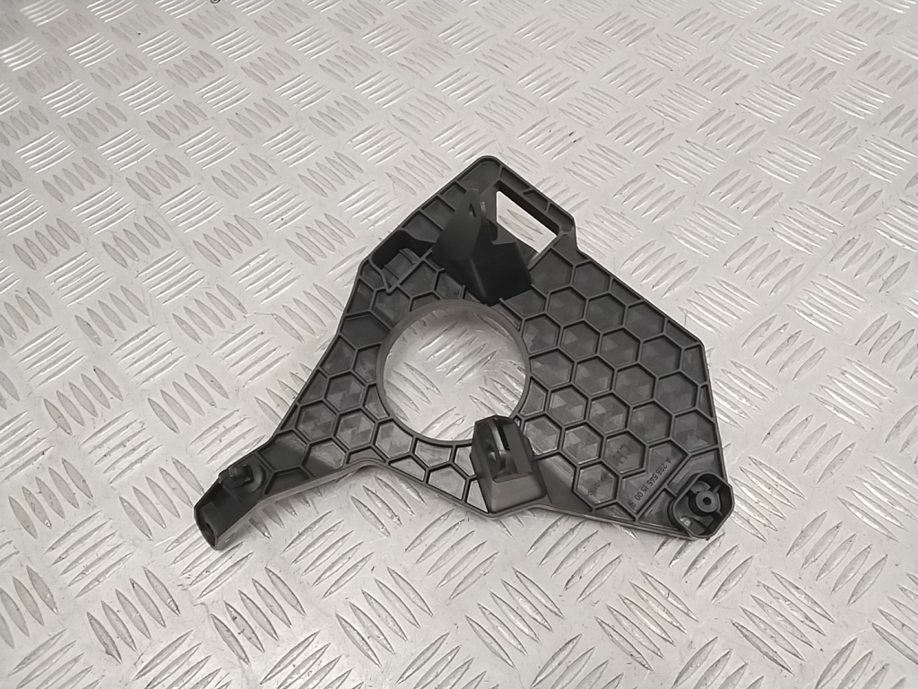 Mercedes Benz EQE X294 (2022–2026) Muu kinnitus A2965451500 Mercedes Benz EQE X294 (2022–2026) Muu kinnitus A2965451500