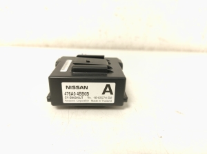   Steuergerät  - 476A04BB0B 