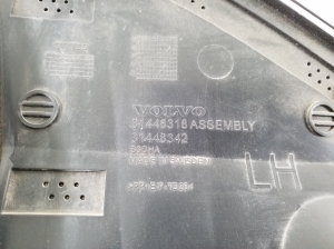 VOLVO XC40 (2017–2026) Rear side door molding 31448318 - 2