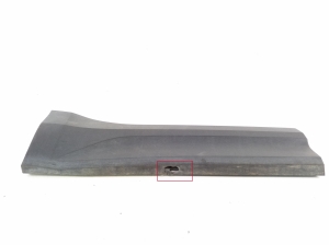 VOLVO XC40 (2017–2026) Rear side door molding 31448319 - 5