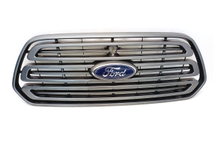   Grille de calandre avant 