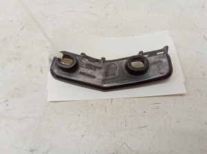 Front fender bracket - 21163611