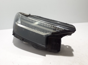 AUDI e-tron SUV (2018–2026) Esituli 89A941036 - 6