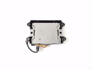 Porsche Cayenne (2002–2010) Antenni võimendi 4H0035446A - 2
