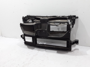 Face avant et ses pièces - 625000101R
