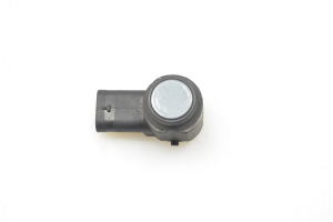 Parkošanās sensors aizmugurē - 1S0919275