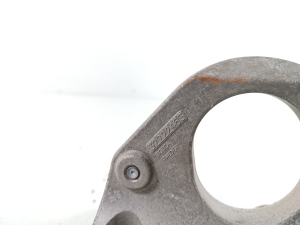 VOLVO XC40 (2017–2026) Front drive shaft bracket 32222463 - 3