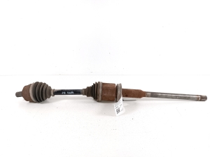   Arbre de transmission avant et ses composants 