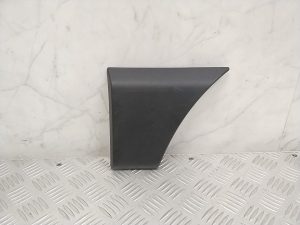 Rear fender molding - 768F20004R