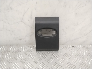 Middle pillar molding - 768570130R