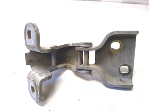 Unteres Scharnier Tür vorne - 311772H