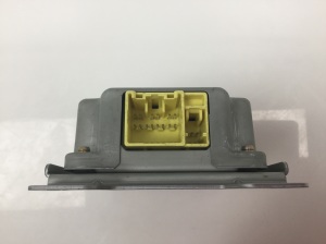Mitsubishi L 200 (1996–2006) Airbagsteuergerät MR522940 - 2