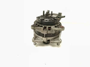 NISSAN X-Trail T32 (2013–2021) Generaator 231004BE0A - 2