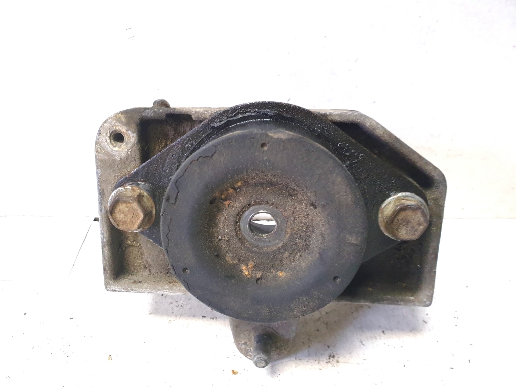 RENAULT Trafic II (2001–2014) Ātrumkārbas spilvens 8200219372A RENAULT Trafic II (2001–2014) Ātrumkārbas spilvens 8200219372A