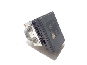 RENAULT Talisman II (2015–2026) ABS unit 476604349R - 2