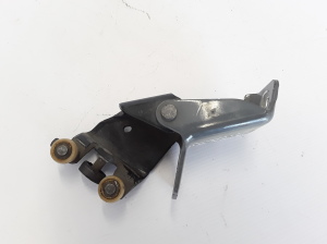 RENAULT Kangoo (2008–2020) Lükandukse kinnitus 8200497757 - 4