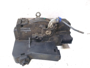 RENAULT Trafic II (2001–2014) Front door lock 8200008261 - 3