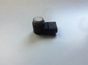 Parkošanās sensors aizmugurē - 957203Z000