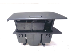 RENAULT Trafic II (2001–2014) Aschenbecher vorne 3C4857302 - 2