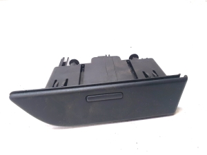 RENAULT Trafic II (2001–2014) Aschenbecher vorne 3C4857302
