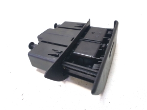 RENAULT Trafic II (2001–2014) Aschenbecher vorne 3C4857302 - 4