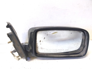 Küljepeegel ja selle osad - E13010496