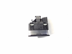 Mercedes Benz E-Class W212 (2009–2015) Trunk opening switch A2129059200 - 2