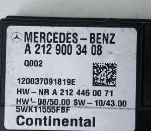 Mercedes Benz E-Class W212 (2009–2015) Fuel pump control module A2129003408 - 3