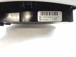 Mercedes Benz R-Class 251 (2006–2017) Schalter für Sitzheizung A1648209489 - 3