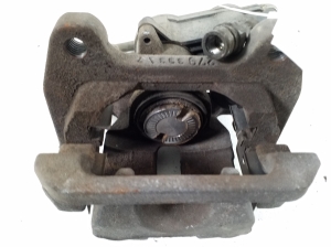 VOLVO XC40 (2017–2026) Tagumine pidurisadul 31471179 - 3
