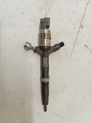 TOYOTA Land Cruiser 90 (1996–2002) Injektor Einspritzdüse 2367030030 - 2