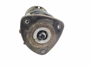 VOLVO XC40 (2017–2026) Front shock absorber and its components - 4
