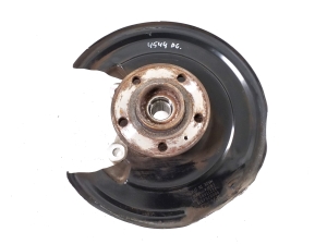   Rear wheel hub  -  