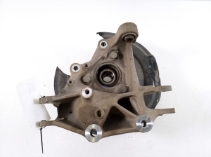 VOLVO XC40 (2017–2026) Rear wheel hub - 2