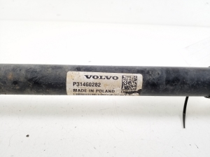 VOLVO XC40 (2017–2026) Tagumine veovõll ja selle osad 31460282 - 3