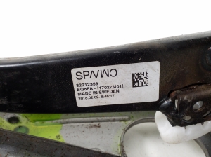 VOLVO XC40 (2017–2026) Piduripedaal 32212359 - 2