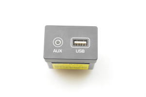 AUX socket - 96120D3500